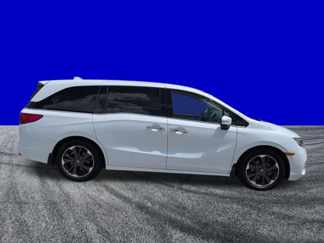 Used 2023 Honda Odyssey Elite image 2