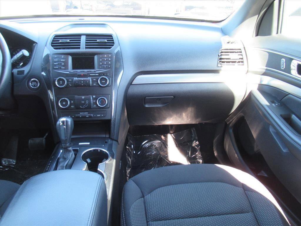 Certified 2019 Ford Explorer XLT image 13