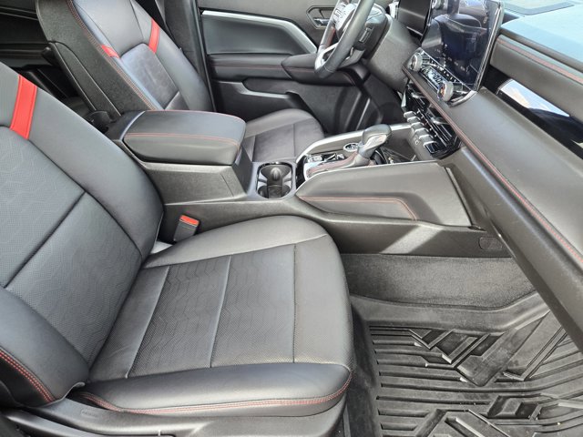 Used 2023 Chevrolet Colorado Z71 w/ Z71 Convenience Package 2 image 13