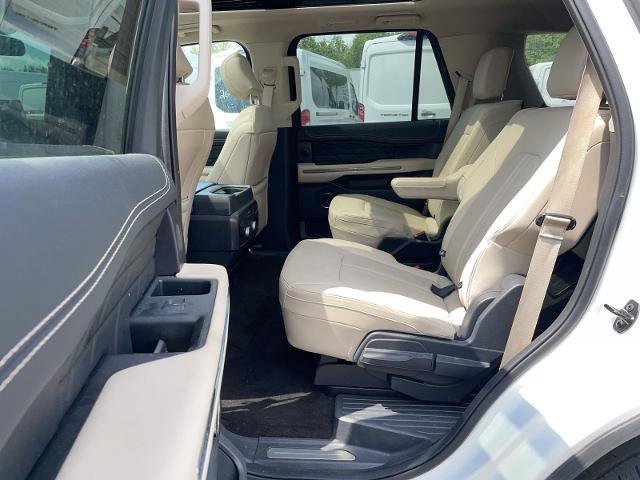 Certified 2023 Ford Expedition Platinum AWD/4WD image 14