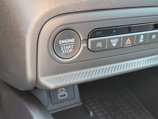 Certified 2025 Ford Bronco Sport Outer Banks w/ Outer Banks Tech Package+ AWD/4WD image 11