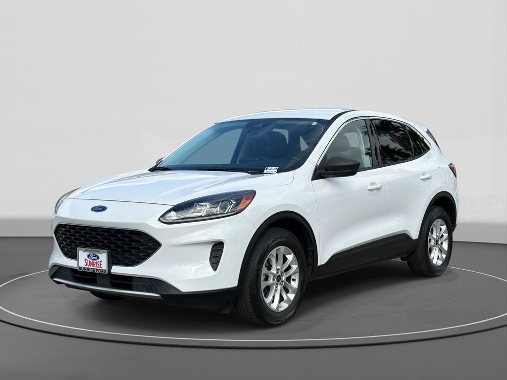 Certified 2022 Ford Escape SE w/ Convenience Package AWD/4WD image 1