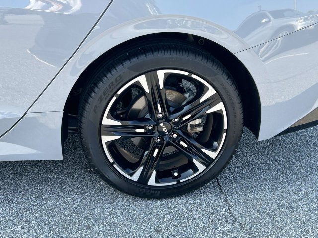 Used 2022 Kia K5 GT-Line w/ GT-Line FWD Premium Package image 9