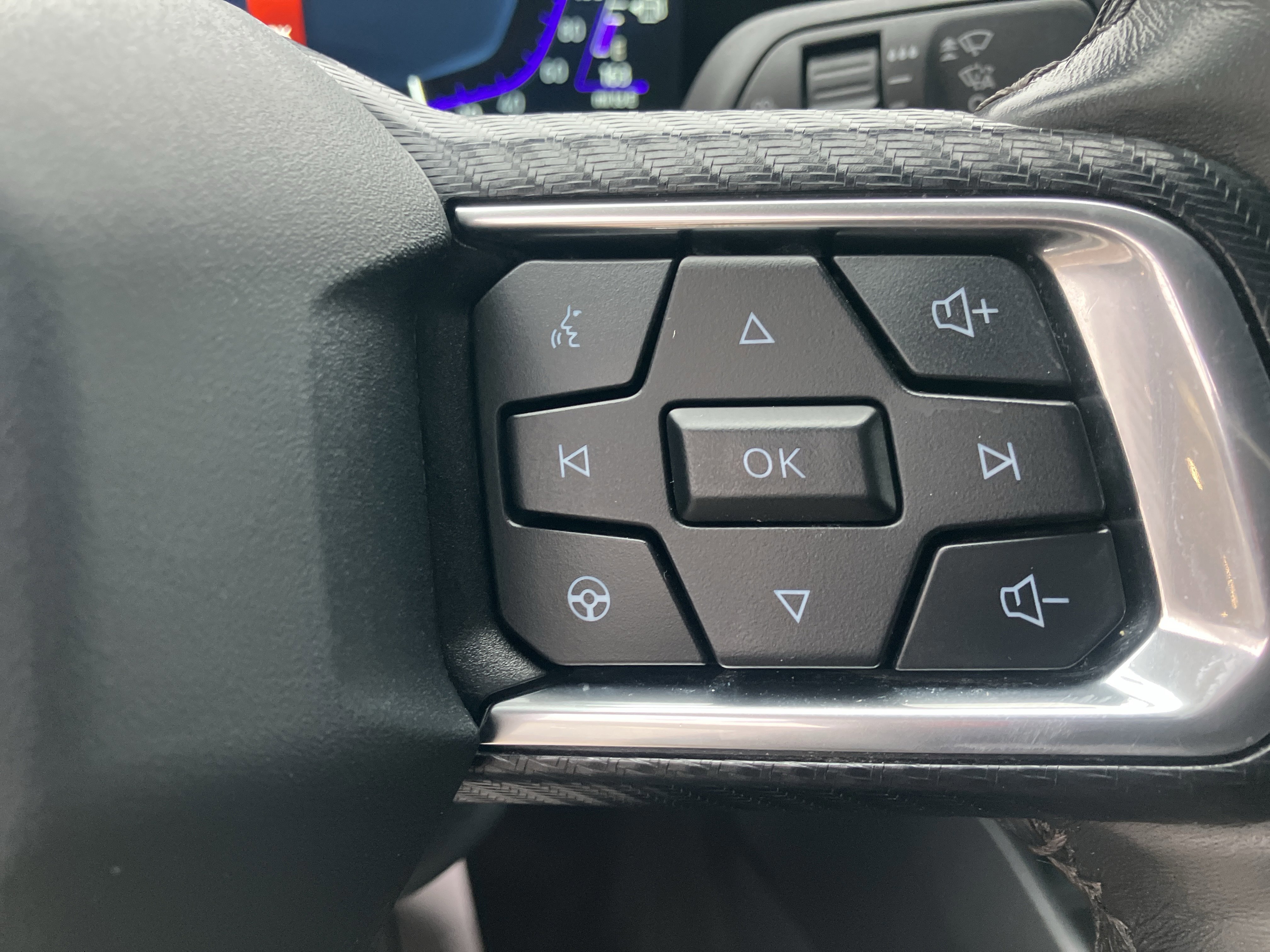 Certified 2024 Ford Mustang Premium image 19