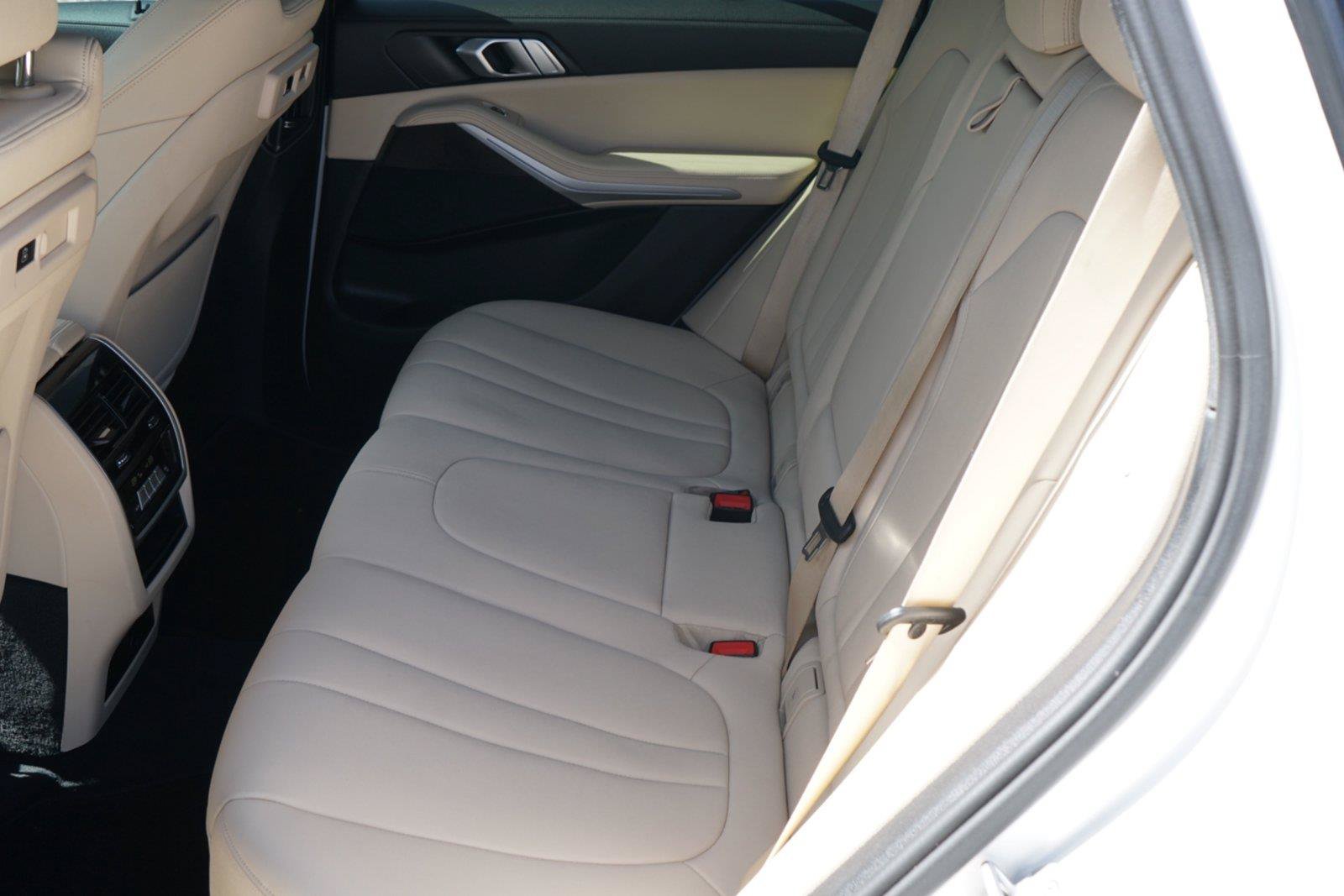 Used 2020 BMW X5 sDrive40i w/ Convenience Package RWD image 23