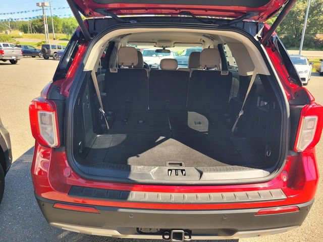 Certified 2023 Ford Explorer XLT w/ Equipment Group 202A image 8