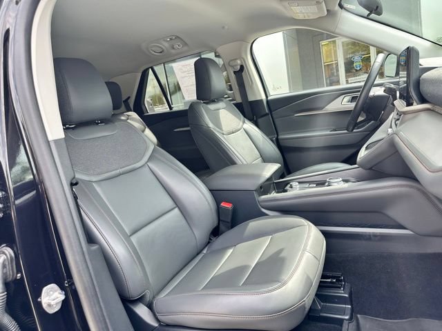 Certified 2025 Ford Explorer Active w/ Active Comfort Package AWD/4WD image 45