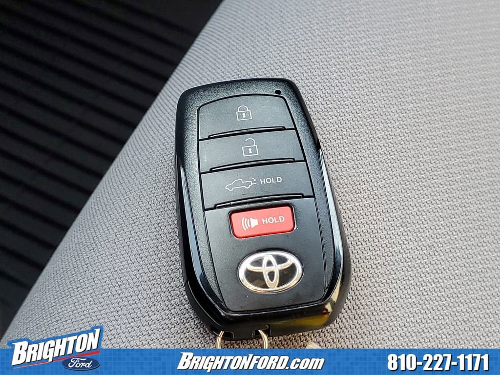 Used 2022 Toyota Tundra SR5 AWD/4WD image 29