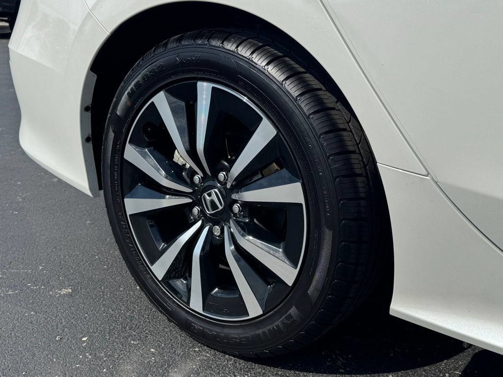 Used 2022 Honda Civic EX image 25