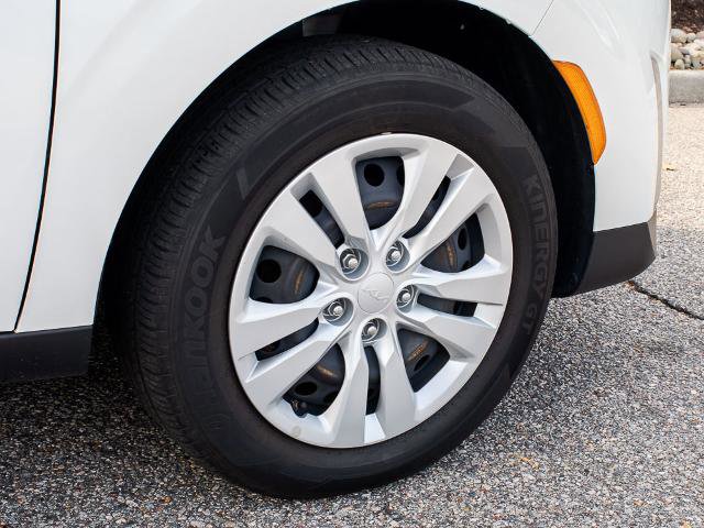 Used 2023 Kia Soul LX image 8