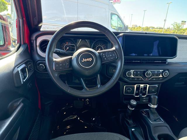 Used 2024 Jeep Wrangler Unlimited Sport AWD/4WD image 12