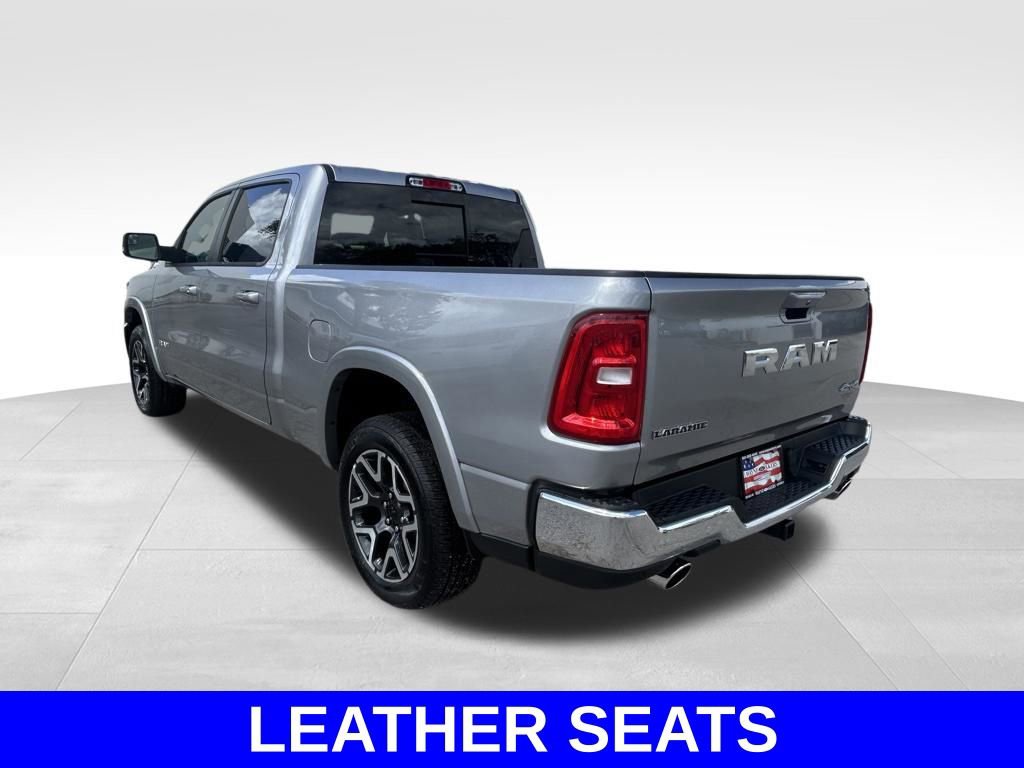 Used 2025 RAM 1500 Laramie AWD/4WD image 6