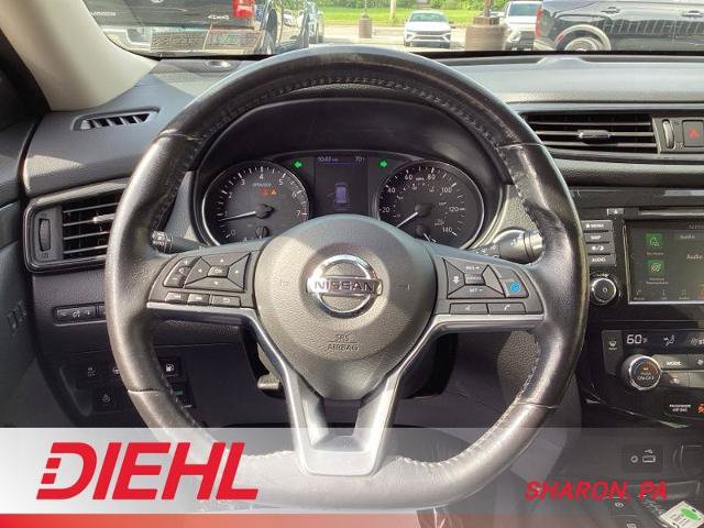 Used 2019 Nissan Rogue SV w/ Premium Package FWD image 39