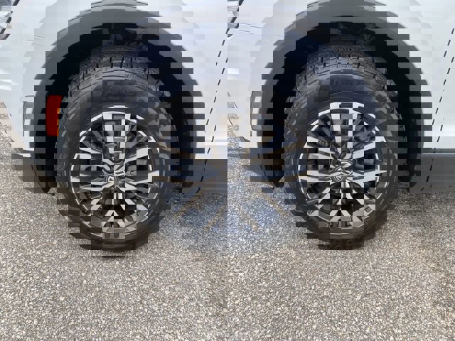 Used 2019 Volkswagen Tiguan SE image 10