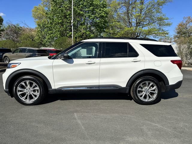 Certified 2023 Ford Explorer XLT w/ Equipment Group 202A image 2