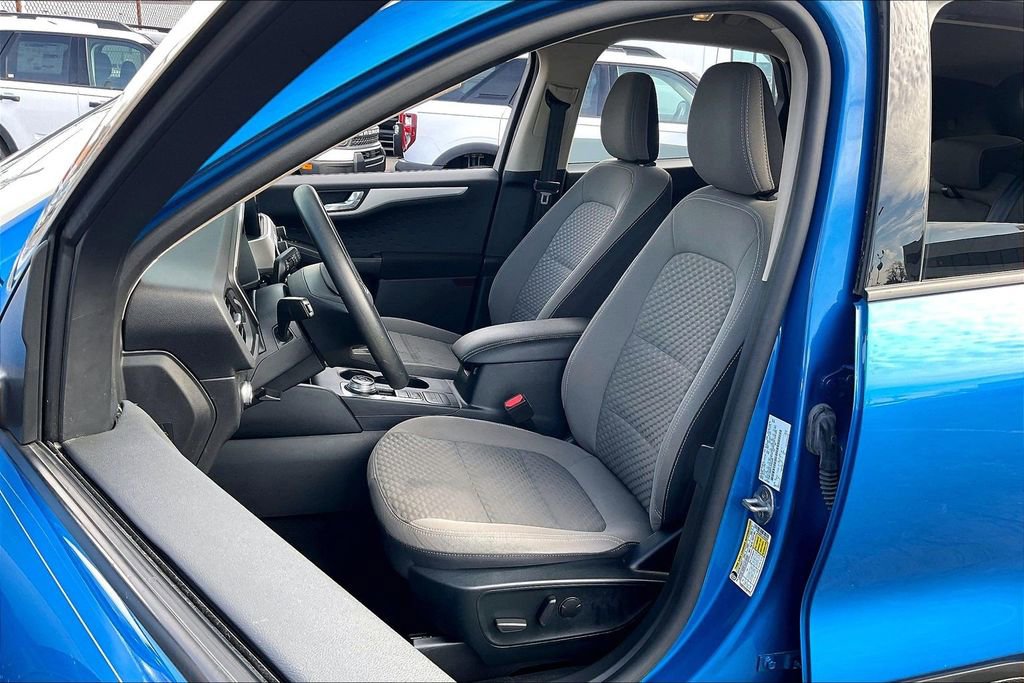 Certified 2020 Ford Escape SE image 22