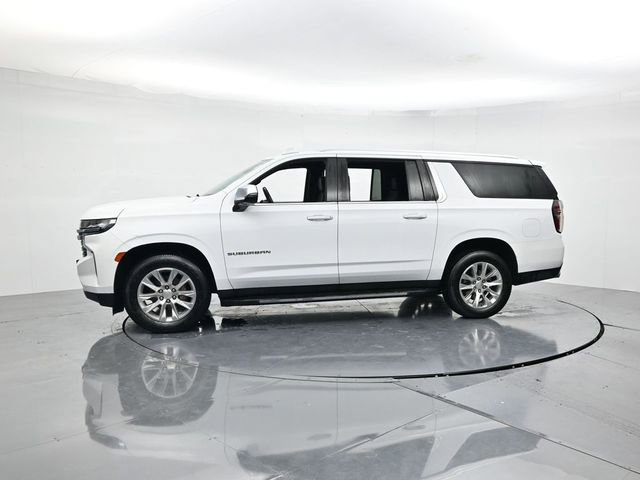 Used 2023 Chevrolet Suburban Premier image 6