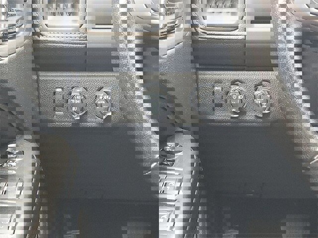 Used 2022 GMC Canyon AT4 w/ Trailering Package image 12