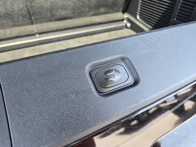 Certified 2025 Ford Expedition Active AWD/4WD image 30