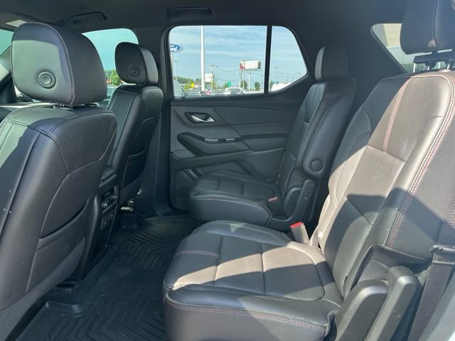 Used 2022 Chevrolet Traverse RS FWD image 6