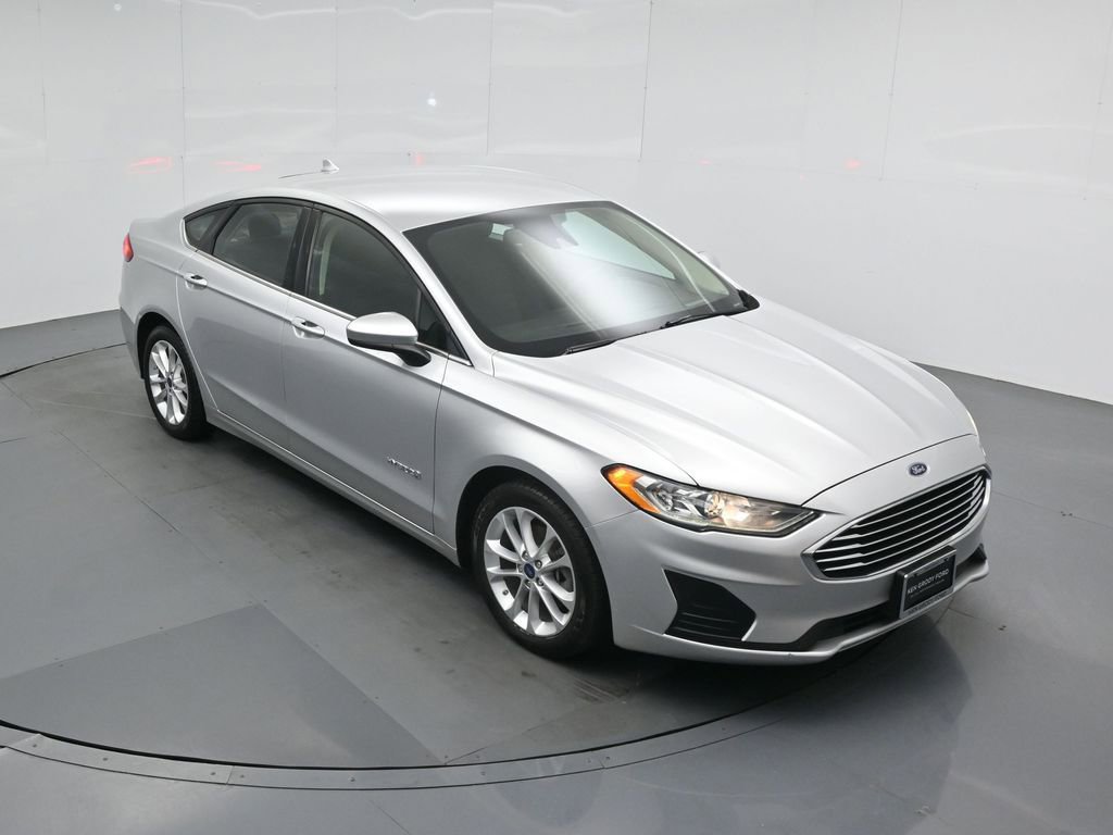 Certified 2019 Ford Fusion SE FWD image 37
