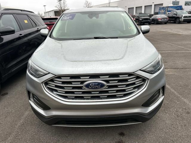Certified 2022 Ford Edge SEL w/ Convenience Package image 2