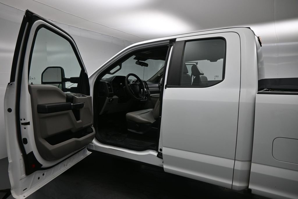 Certified 2020 Ford F250 XL w/ Power Equipment Group RWD image 9