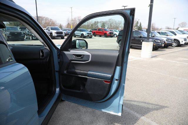 Certified 2022 Ford Bronco Sport Outer Banks w/ Tech Package AWD/4WD image 27