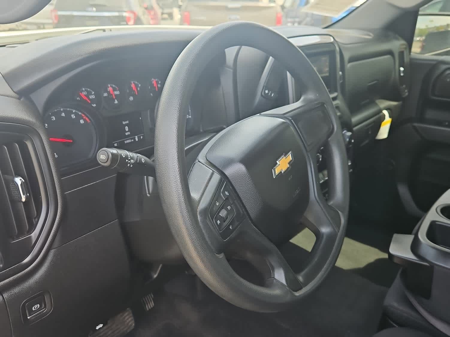 Used 2022 Chevrolet Silverado 1500 Custom image 7