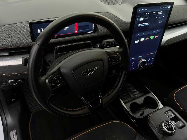 Certified 2022 Ford Mustang Mach-E GT image 18