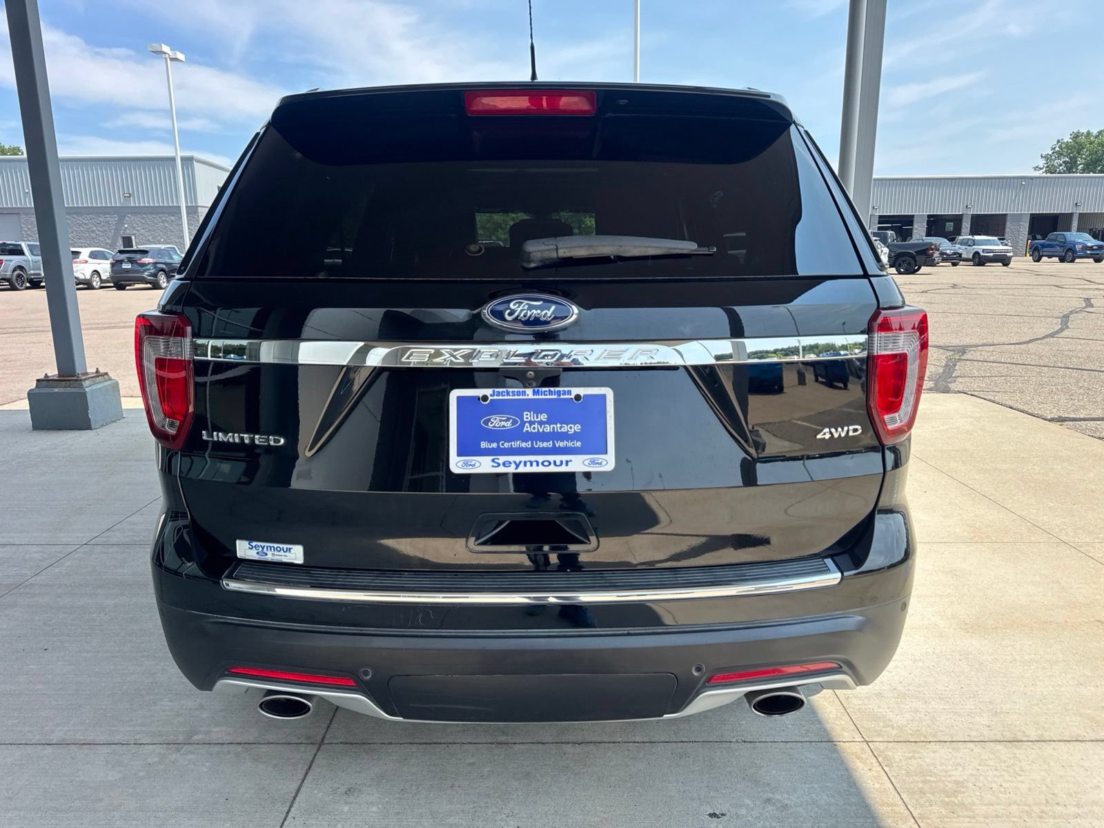 Certified 2018 Ford Explorer Limited w/ Equipment Group 301A AWD/4WD image 6