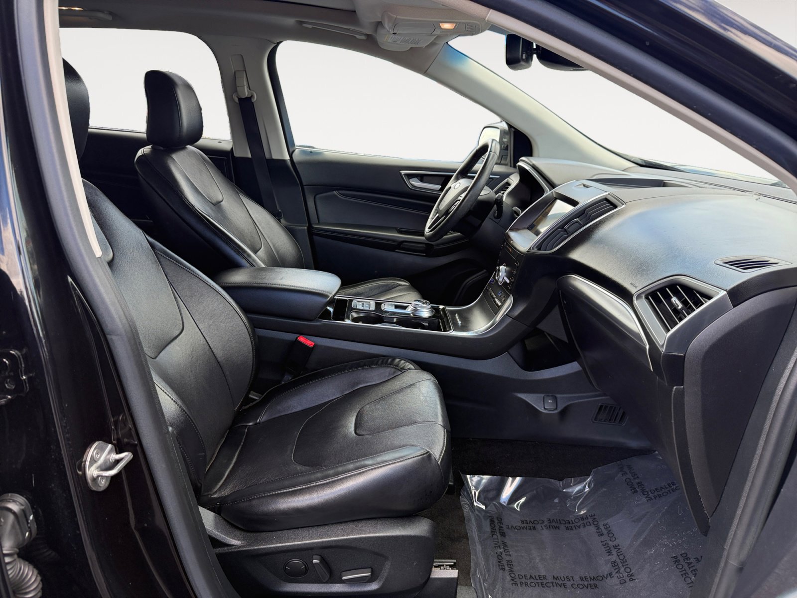 Certified 2020 Ford Edge Titanium w/ Equipment Group 301A FWD image 19