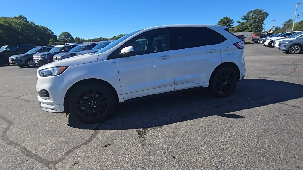 Certified 2024 Ford Edge ST-Line AWD/4WD image 16