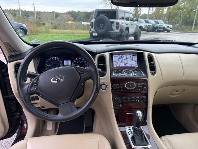 Used 2017 INFINITI QX50 w/ Premium Plus Package image 11