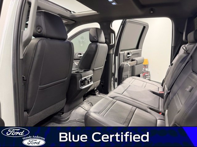 Used 2022 GMC Sierra 3500 Denali w/ Denali Ultimate Package AWD/4WD image 24