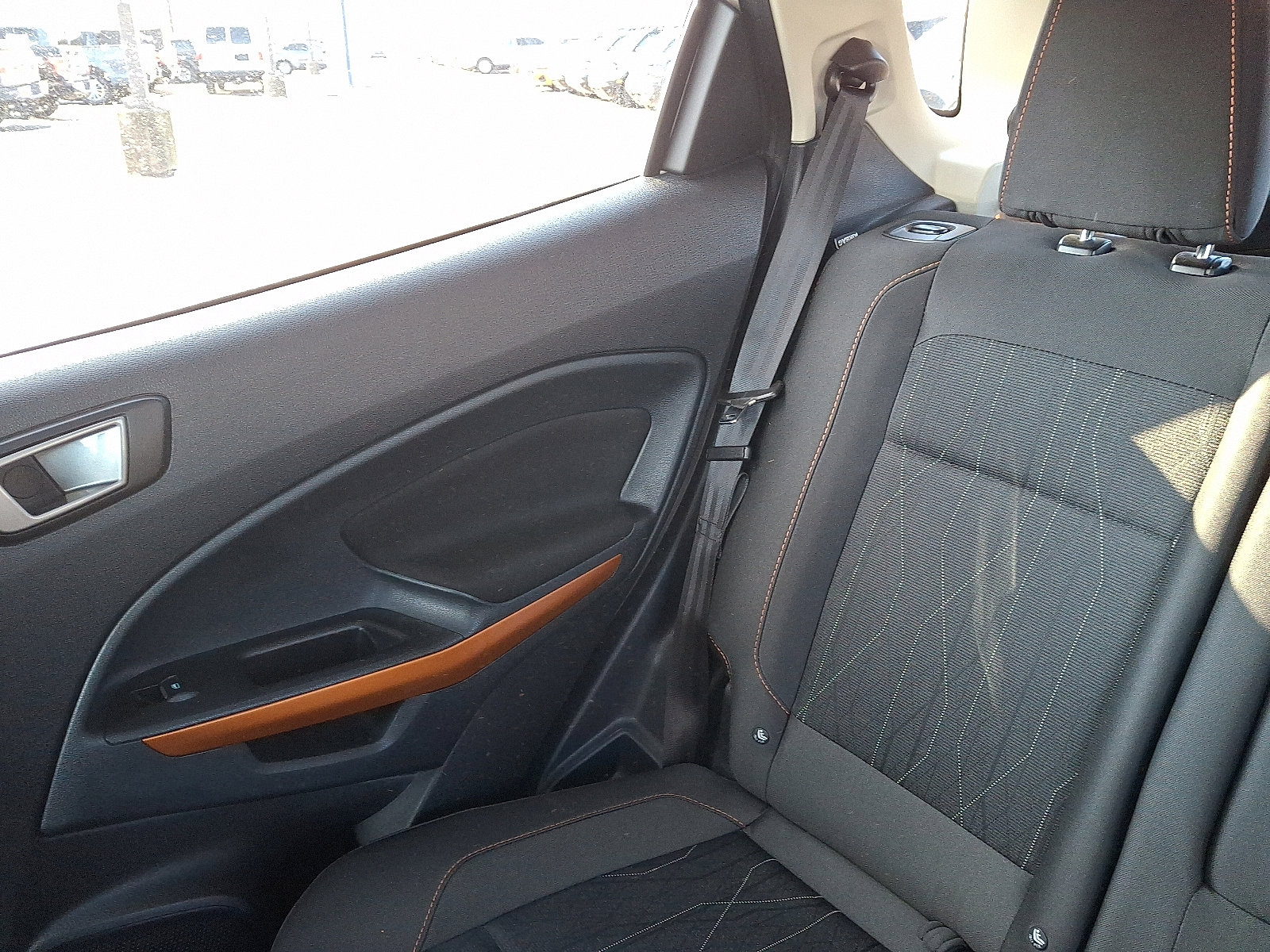 Certified 2022 Ford EcoSport SE w/ SE Appearance Package image 18