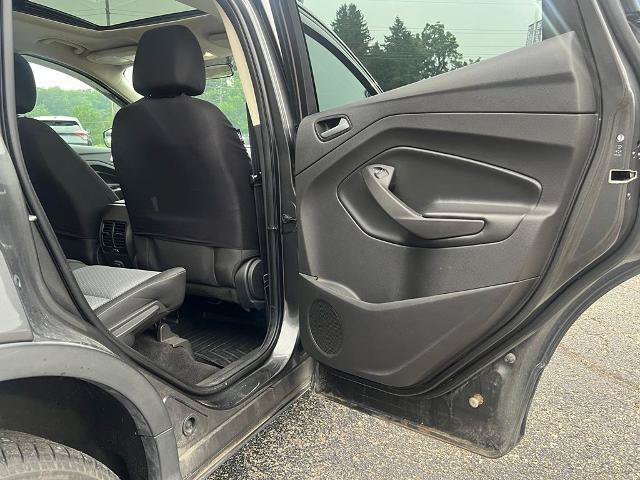Certified 2017 Ford Escape SE AWD/4WD image 32