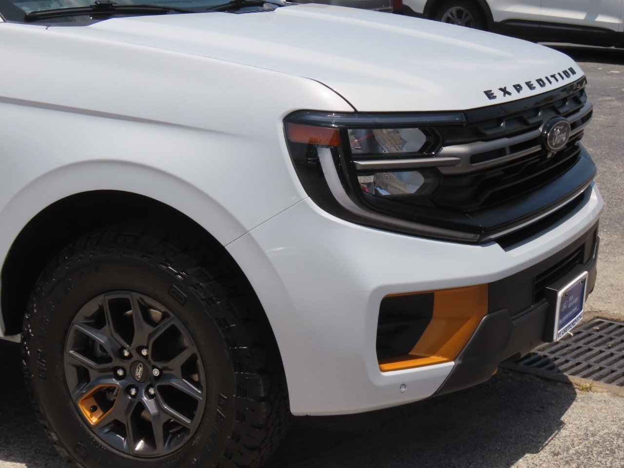 Certified 2026 Ford Expedition Tremor AWD/4WD image 5