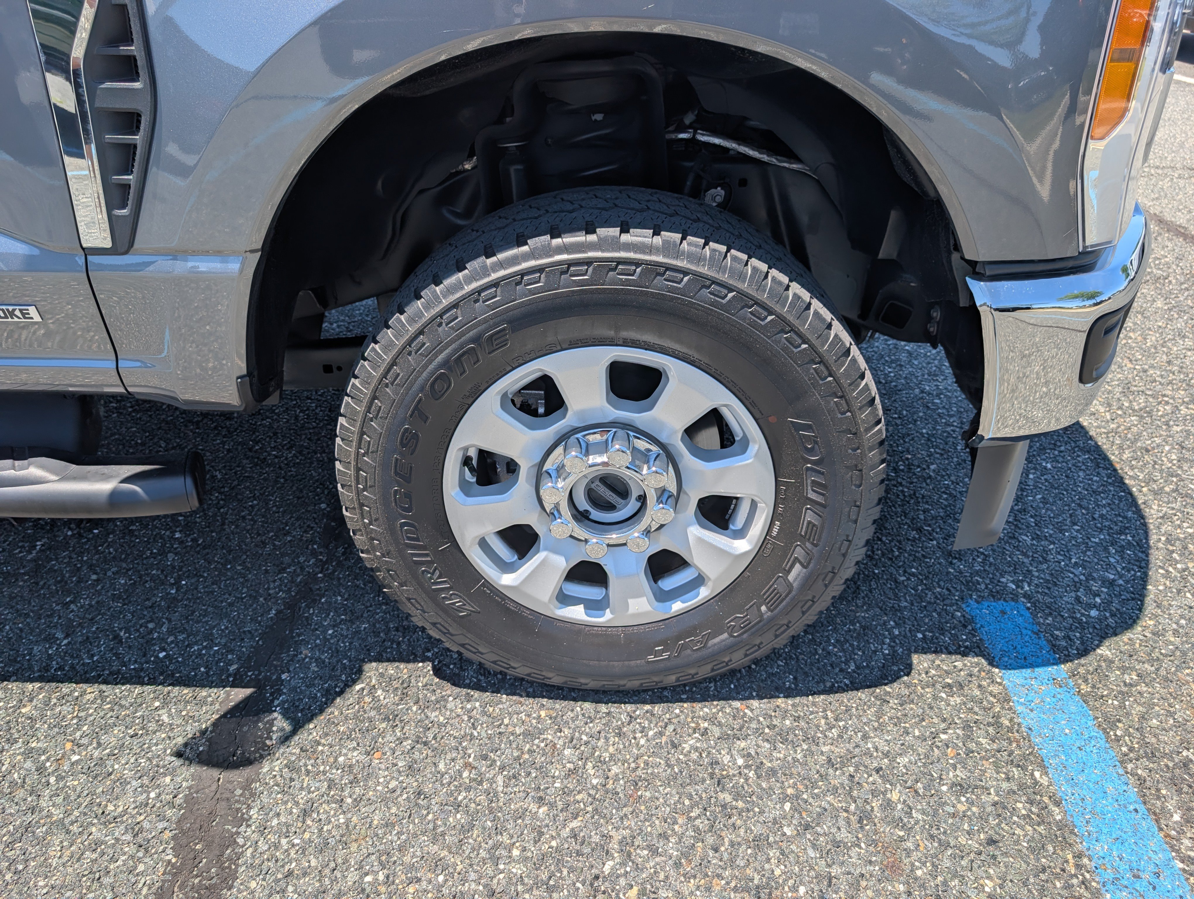 Certified 2023 Ford F250 XLT w/ FX4 Off-Road Package AWD/4WD image 9
