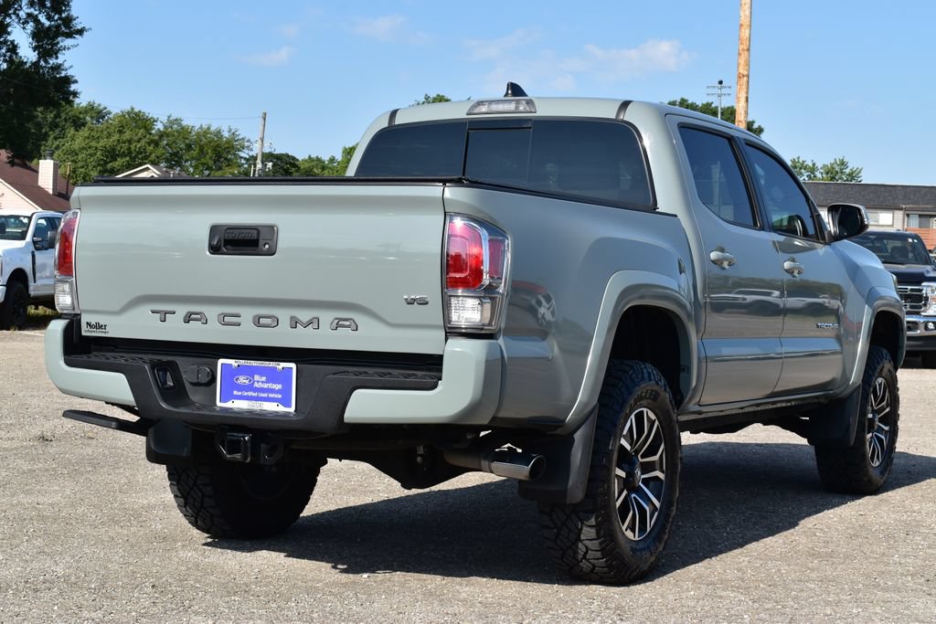 Used 2023 Toyota Tacoma TRD Sport AWD/4WD image 6