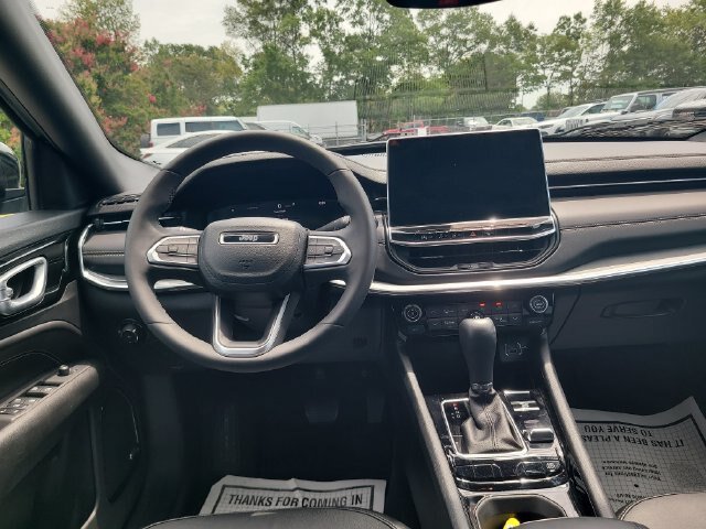 Used 2023 Jeep Compass High Altitude AWD/4WD image 25