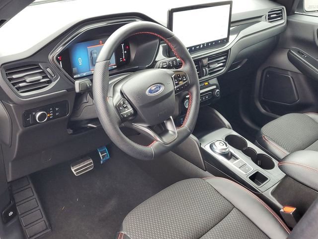 Certified 2023 Ford Escape ST-Line w/ Tech Pack #1 image 11
