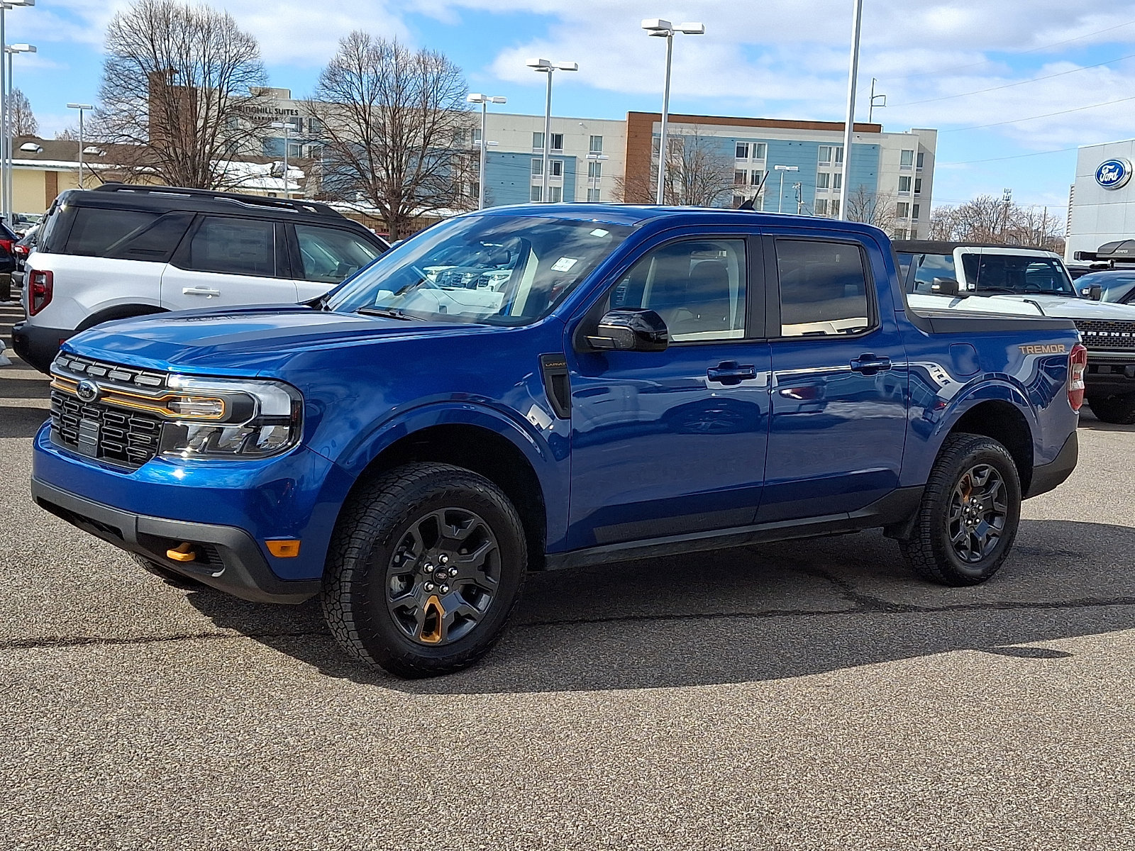 Certified 2024 Ford Maverick Tremor w/ Tremor Off-Road Package image 2