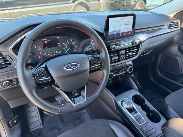 Certified 2022 Ford Escape SEL w/ SEL Stealth AWD Package image 10