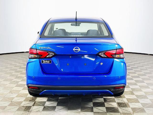 Used 2023 Nissan Versa S image 5