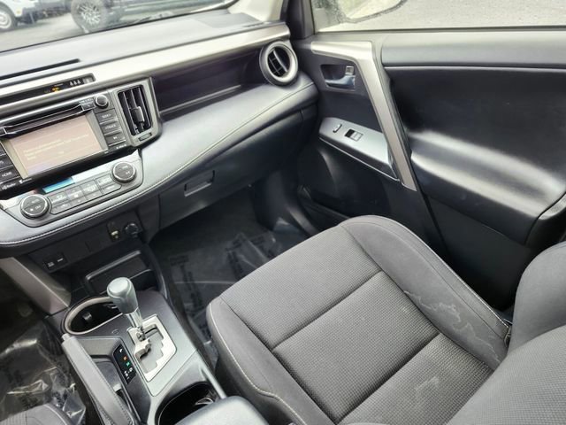 Used 2017 Toyota RAV4 XLE w/ Carpet Mat Package image 15