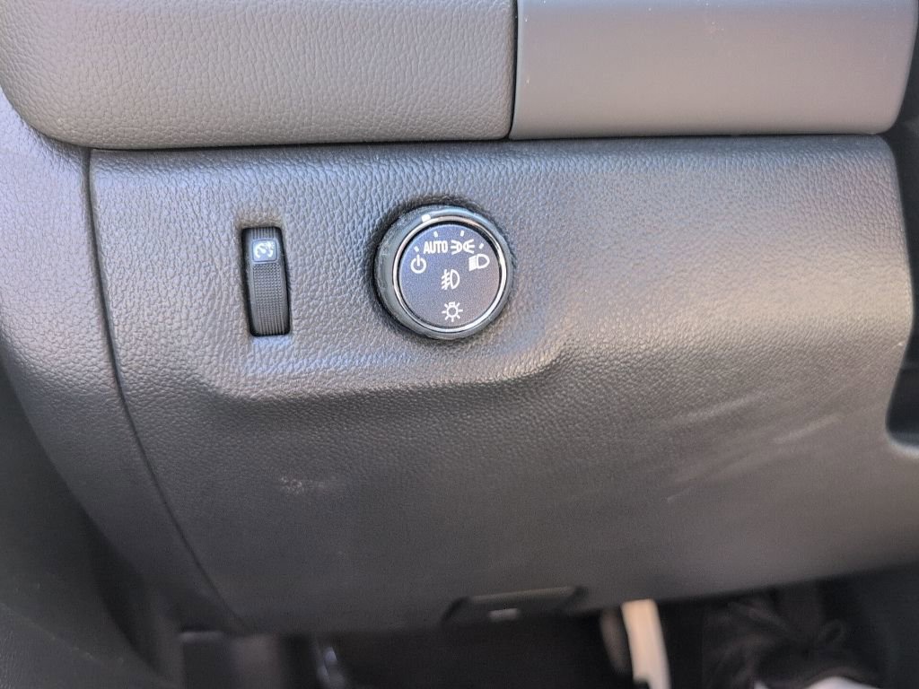 Used 2022 Chevrolet Colorado LT w/ LT Convenience Package image 25