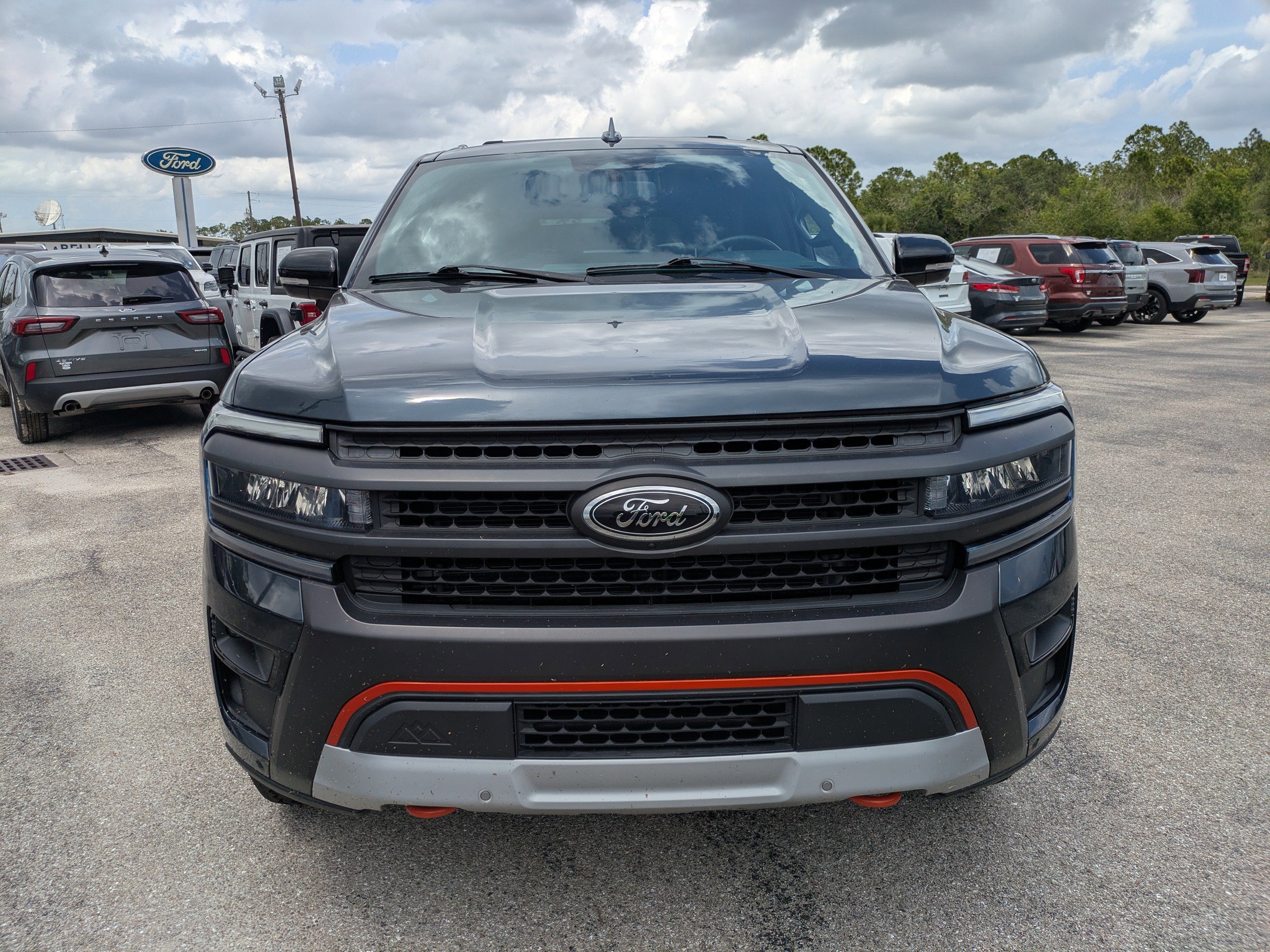 Certified 2022 Ford Expedition Timberline AWD/4WD image 9