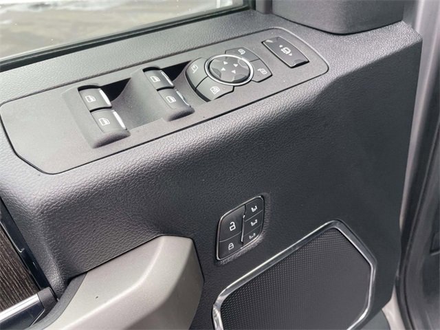 Certified 2020 Ford F350 Lariat w/ Lariat Ultimate Package image 16