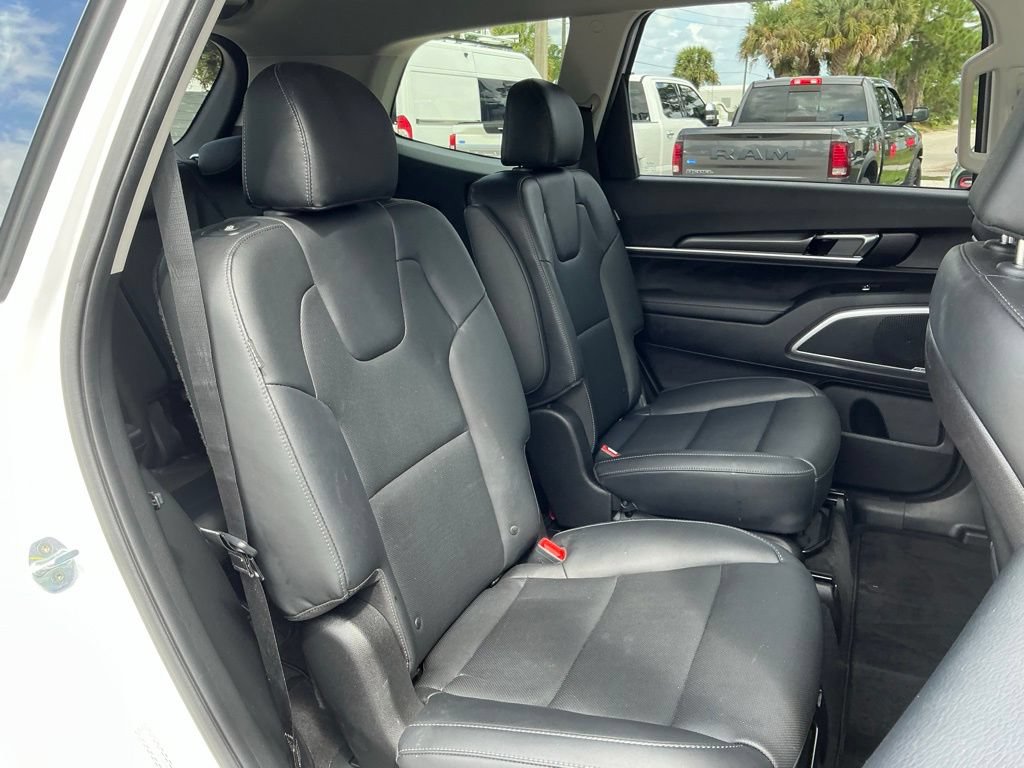 Used 2023 Kia Telluride S w/ S Sunroof Package AWD/4WD image 16